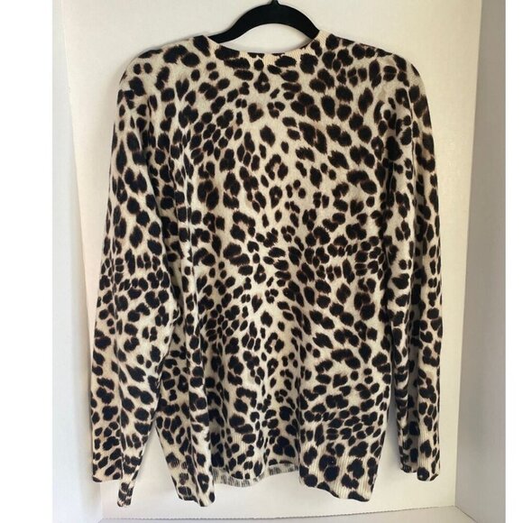 Equipment Cashmere Oversized Sweater Womens Medium Leopard Print White V-Neck - Picture 3 of 6